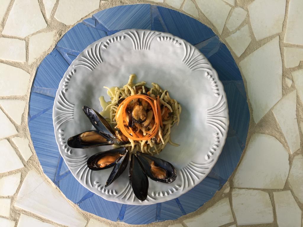Hotel Ristorante Cavaliere Скаріо Екстер'єр фото